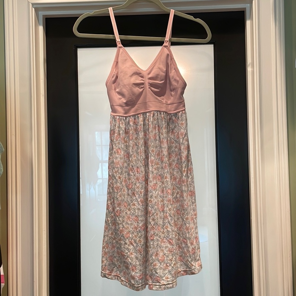 Motherhood Maternity breastfeeding nightgown (SM), clip-down, like-new